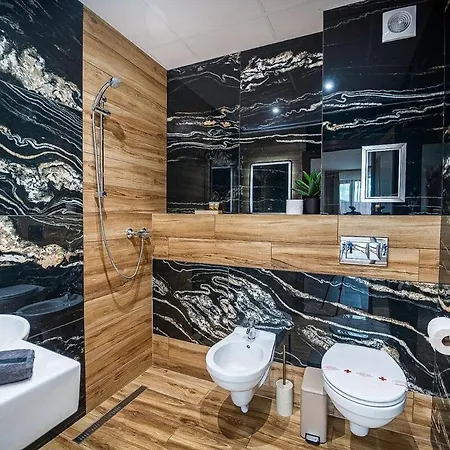 Apartment Lux